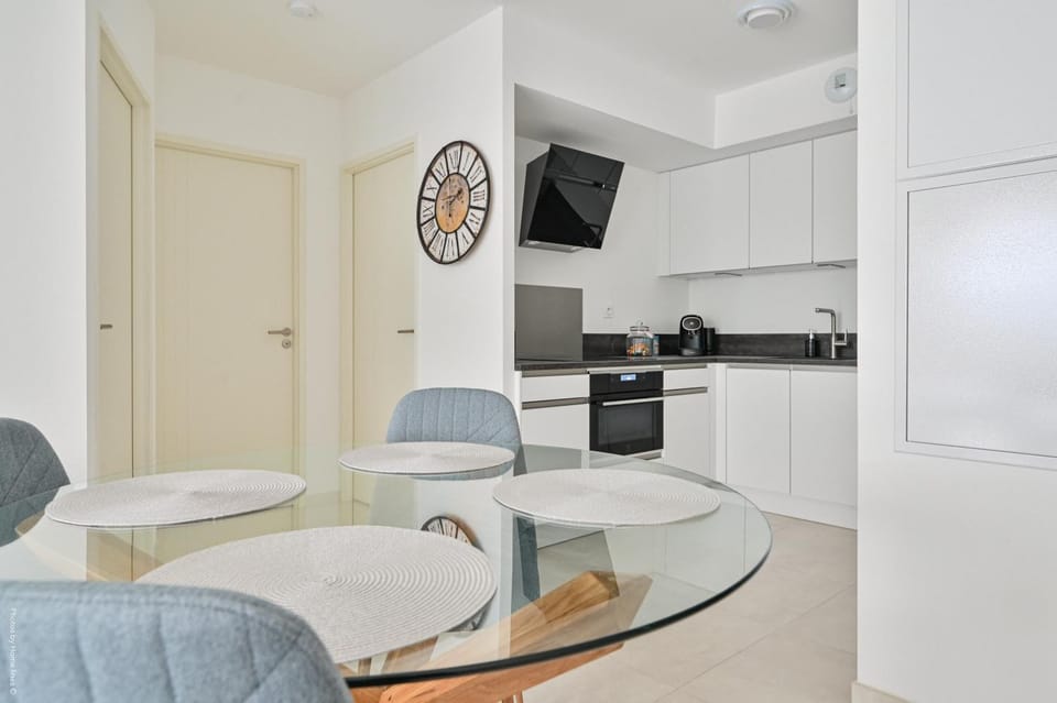 T2 NEUF A4 RDJ-PISCINE–ACCÈS DIRECT PLAGES ET CENTRE VILLAGE– Apartment in La Cadière-d'Azur