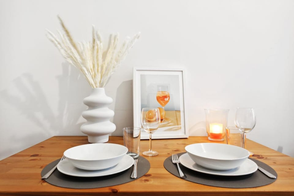 Decorative detail, Dining area