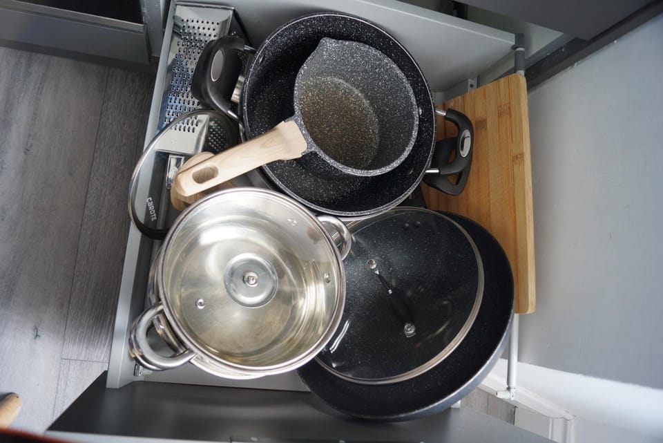 Kitchen or kitchenette