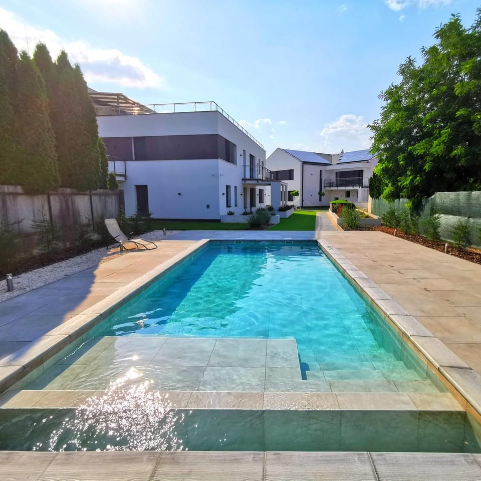 Property building, Swimming pool