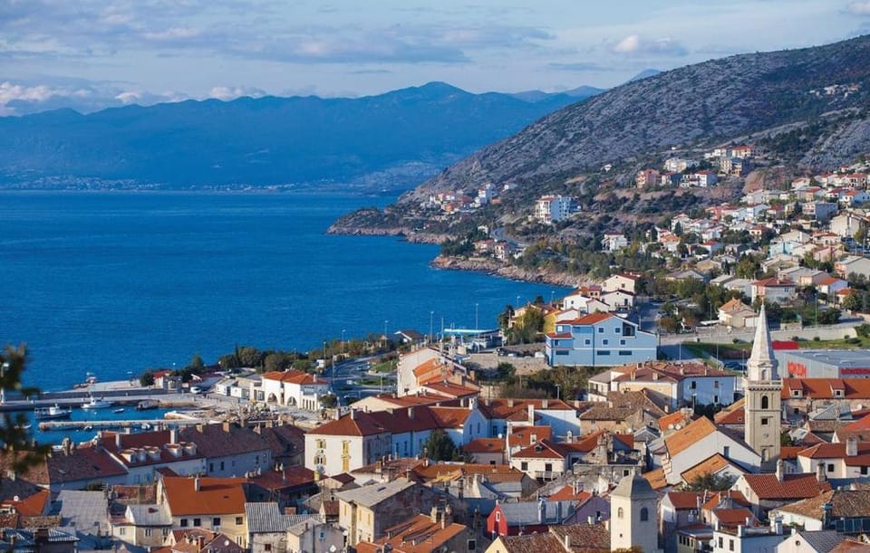 Neighbourhood, City view