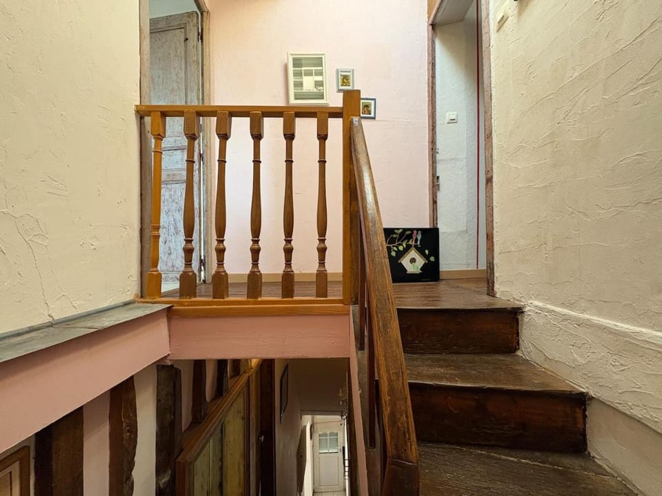 Grande Maison 6 chambres proche centre ville et activités Bed and Breakfast in Normandy