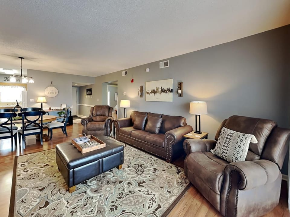 Living room, Seating area, furniture