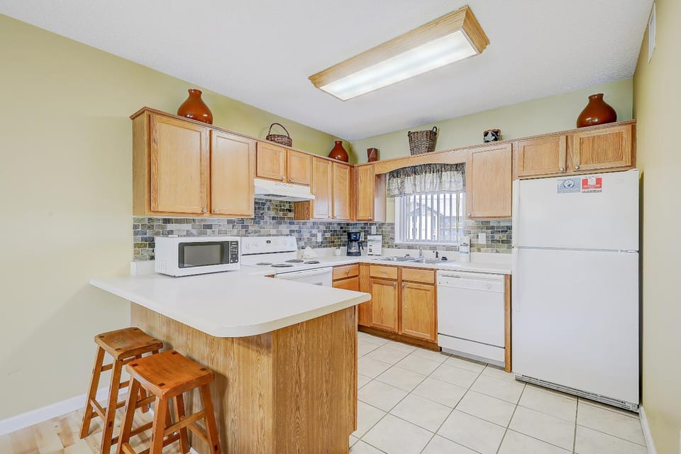 Kitchen or kitchenette, microwave, oven, stove, kitchen
