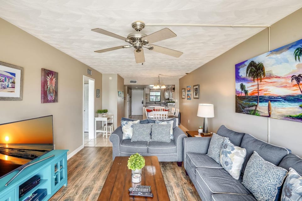 Bayshore Yacht & Tennis 216 House in Indian Shores