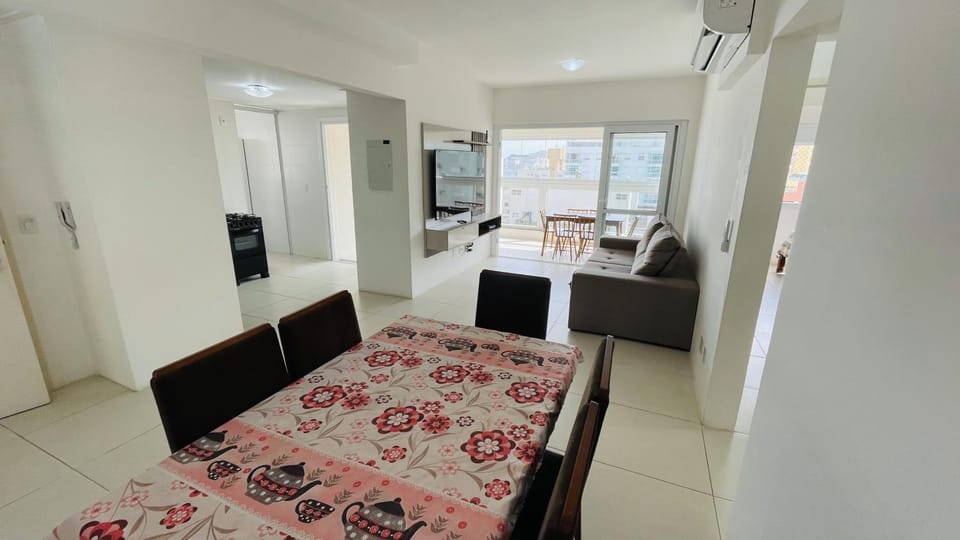 100m Praia Pitangueiras 3Q com Ar Churrasqueira 2 Vagas LP16 Apartment in State of São Paulo