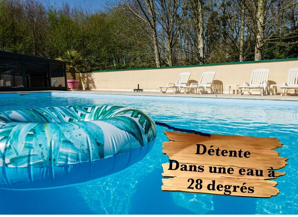 Logement insolite "Bubble jungle" Luxury tent in Finistere