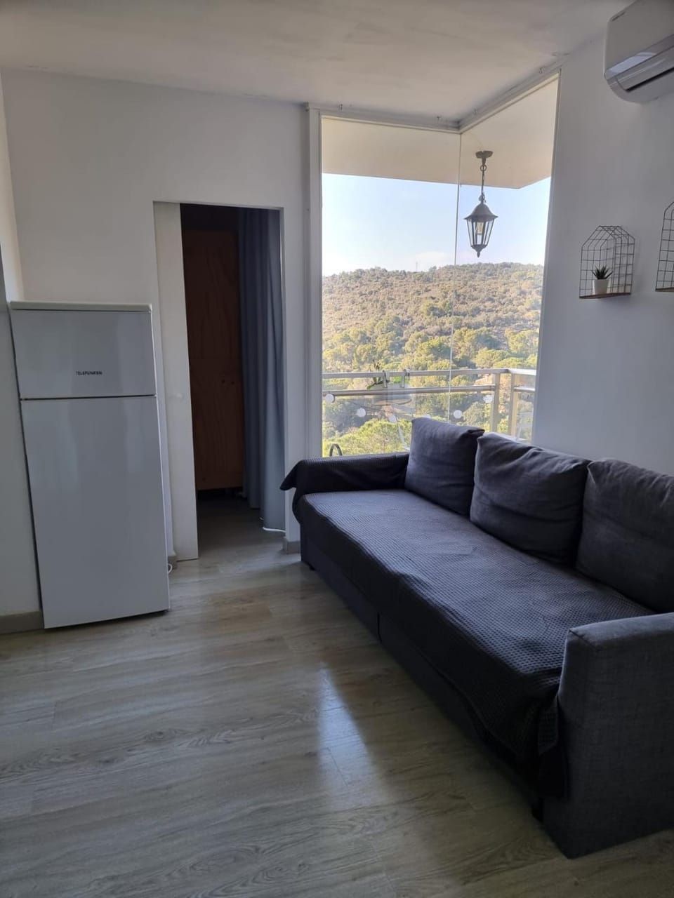 View (from property/room), Living room, Dining area