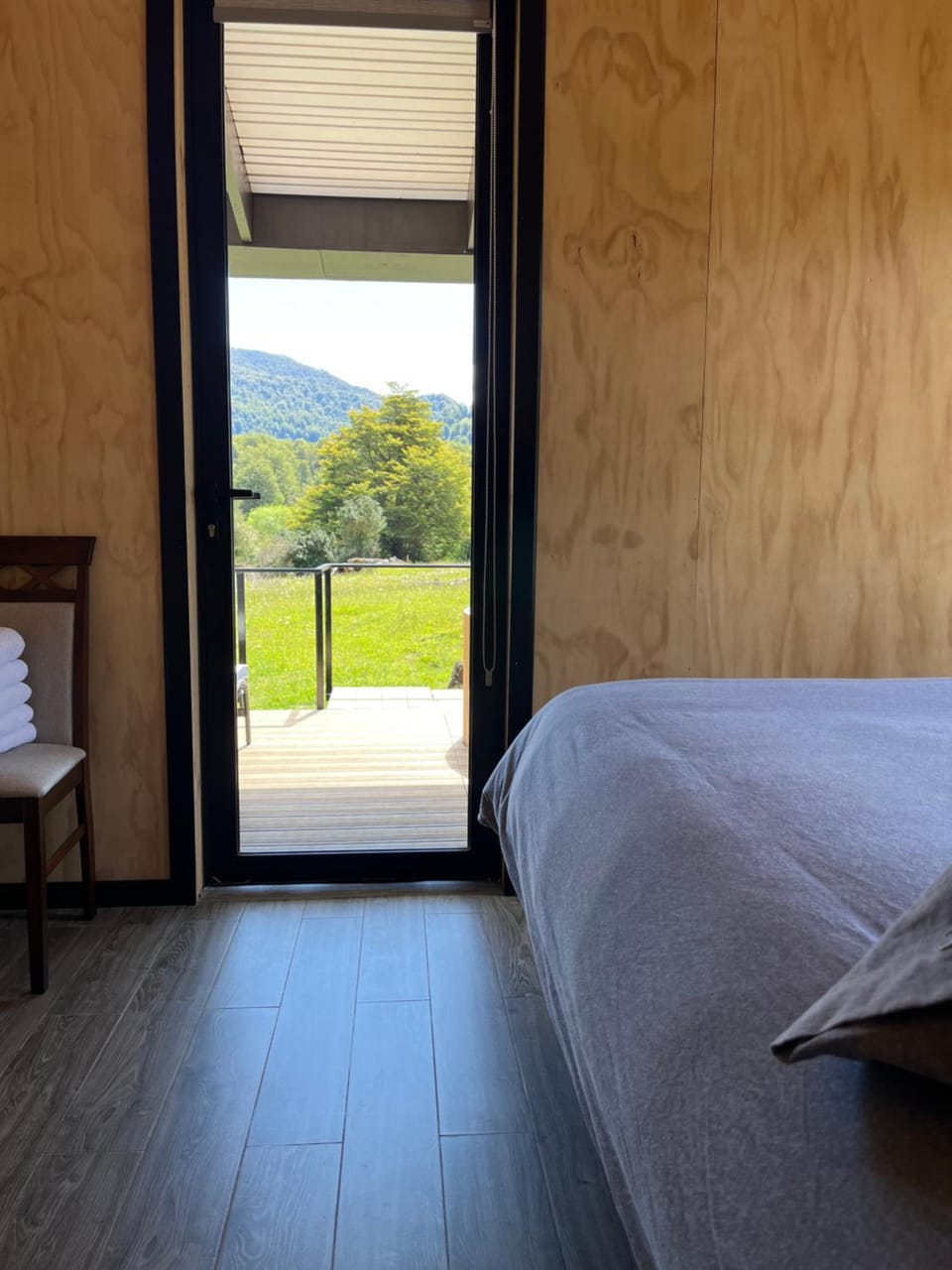 Bed, View (from property/room), Photo of the whole room, Bedroom