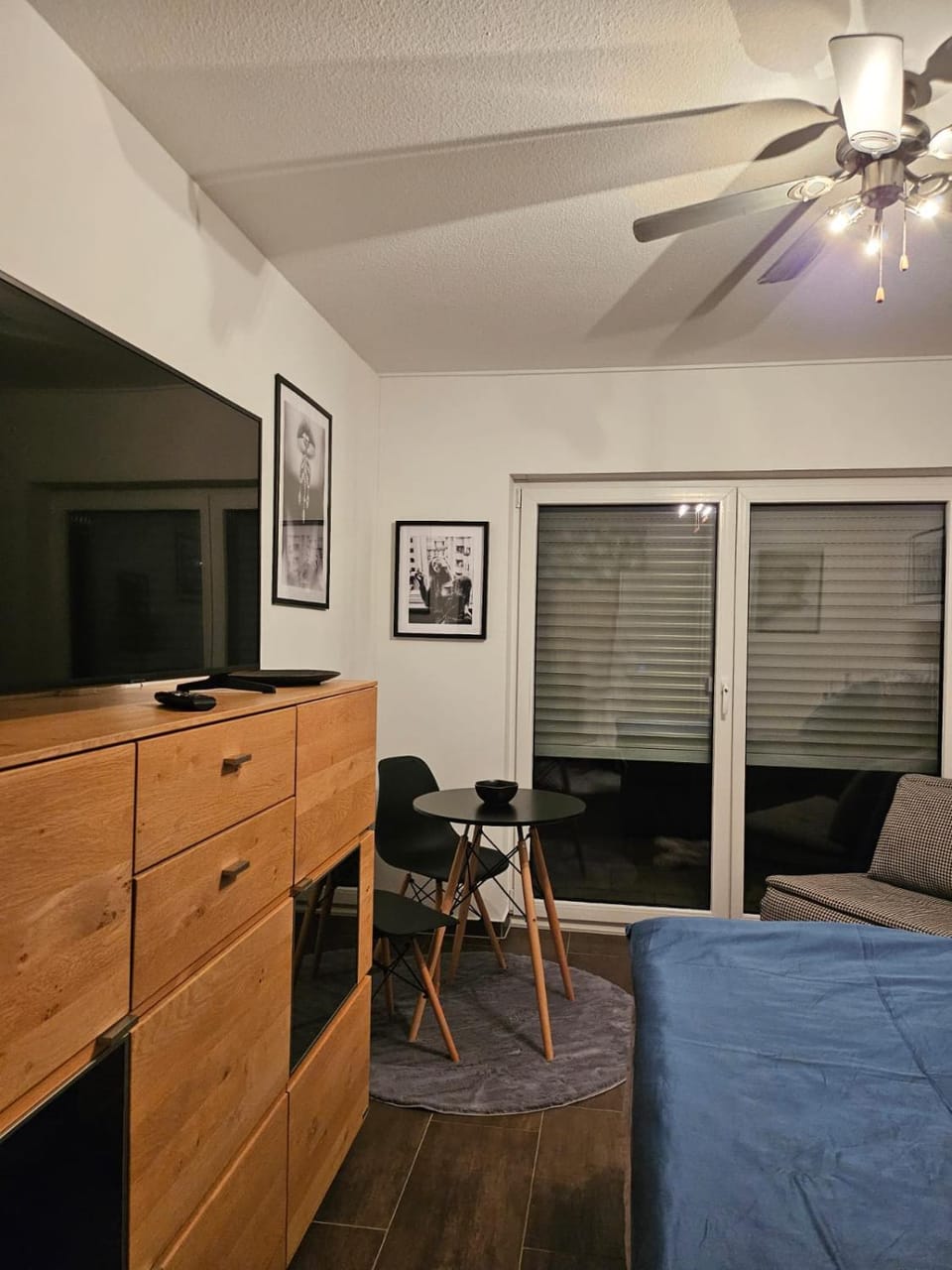 Seating area, Bedroom