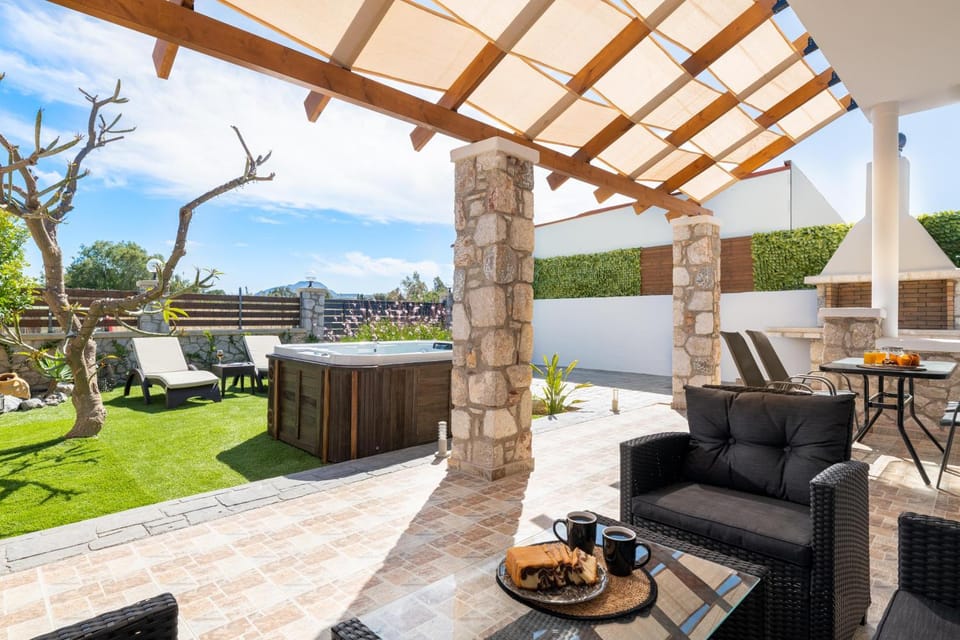 Garden, Seating area