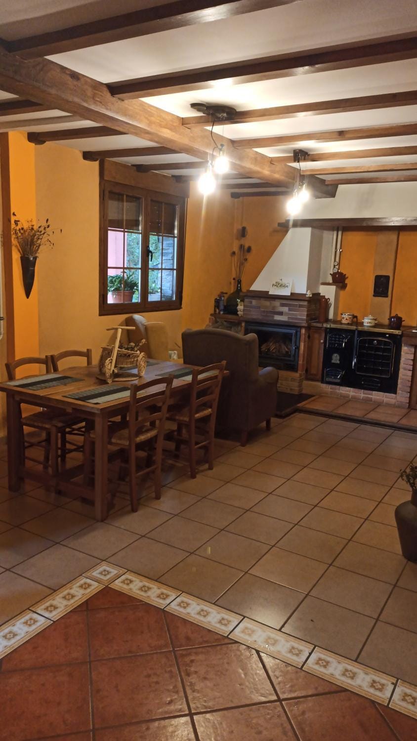 A Porteliña Casa Rural, entre viñedos y castaños Chalet in Galicia