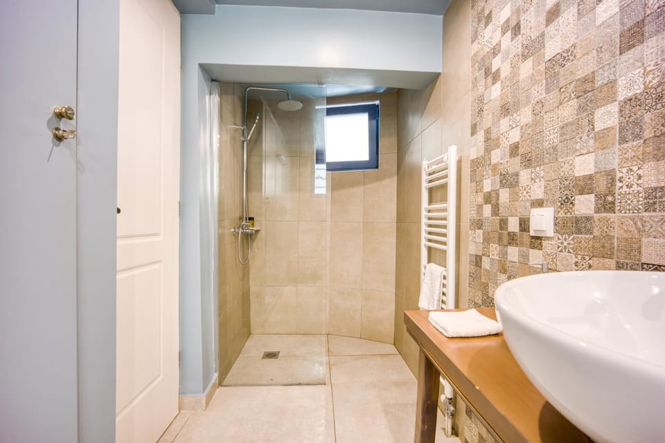 Pagrati/Hilton area, Bentzi (3) Boutique Apt. for 4 Apartment in Athens