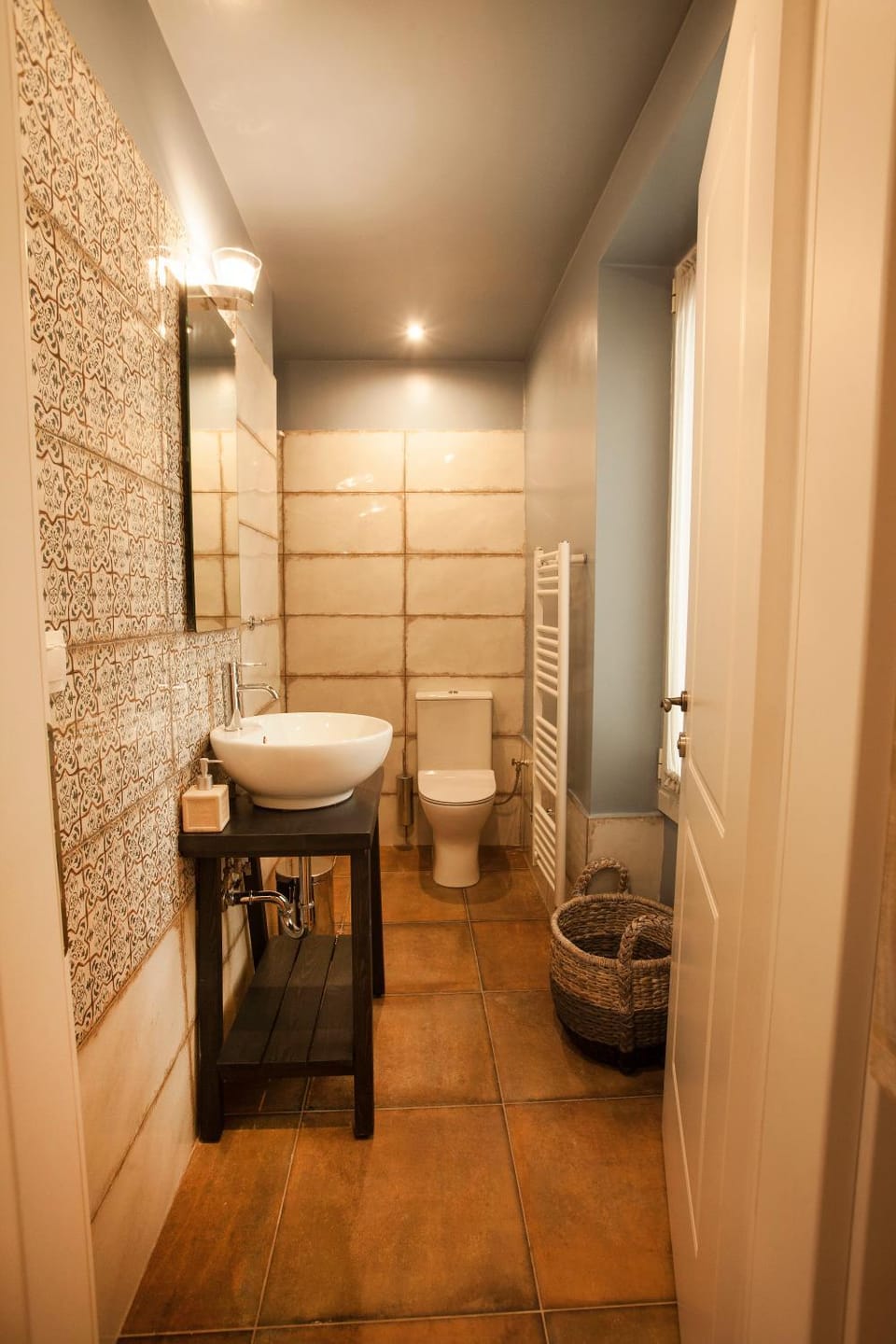 2-spaces comfy Bentzi apartment 7 with balcony in Pagrati Apartment in Athens