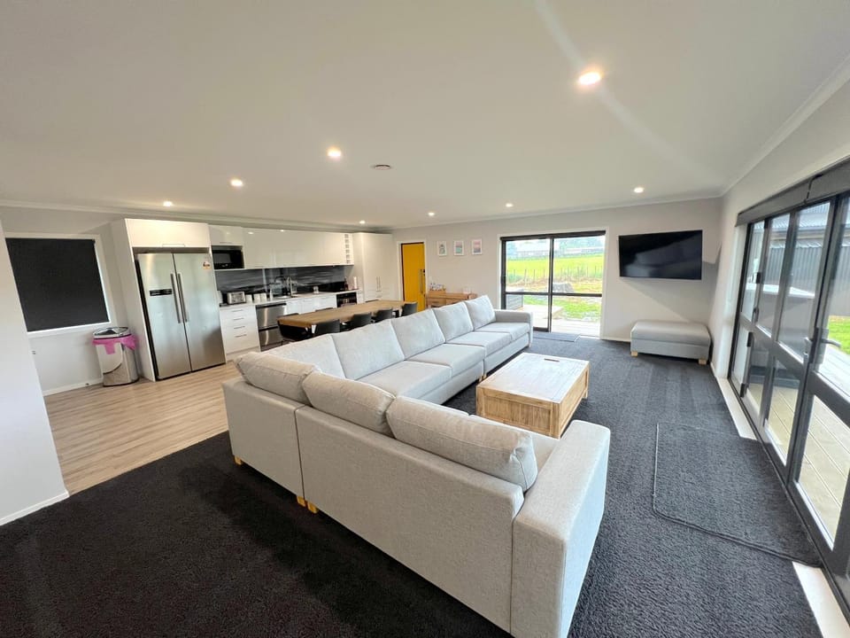 TV and multimedia, Balcony/Terrace, Kitchen or kitchenette, Living room, Photo of the whole room