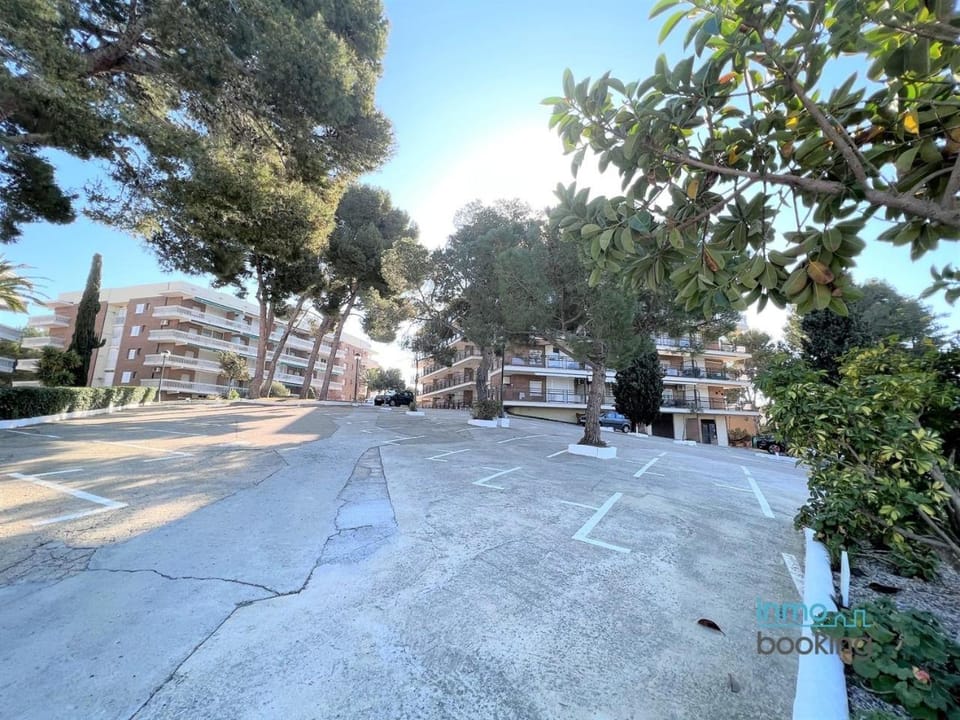 Sun Beach CYE Salou, climatizado, piscina y Pk Apartment in Salou