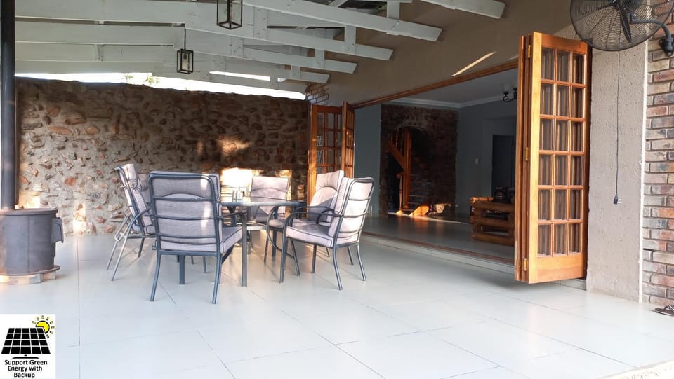 Patio, Seating area