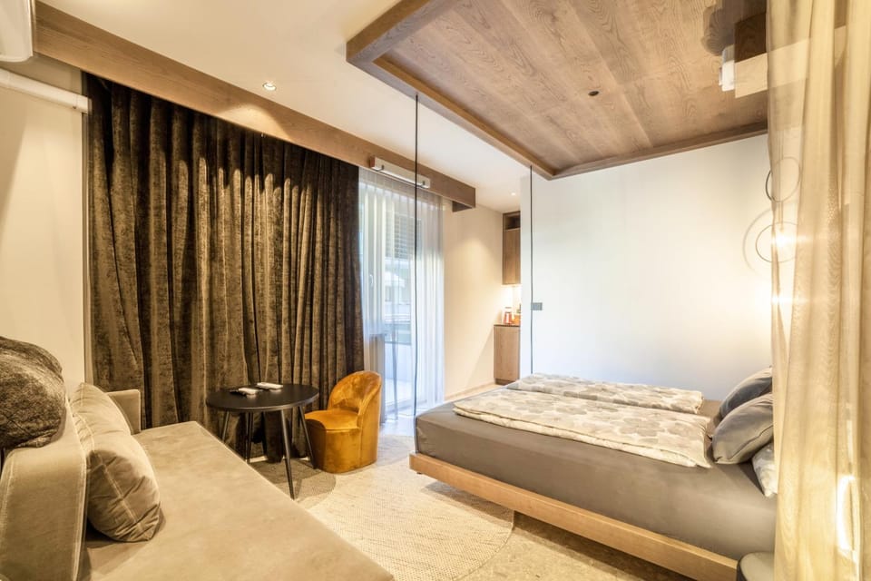 Property building, Living room, Bedroom