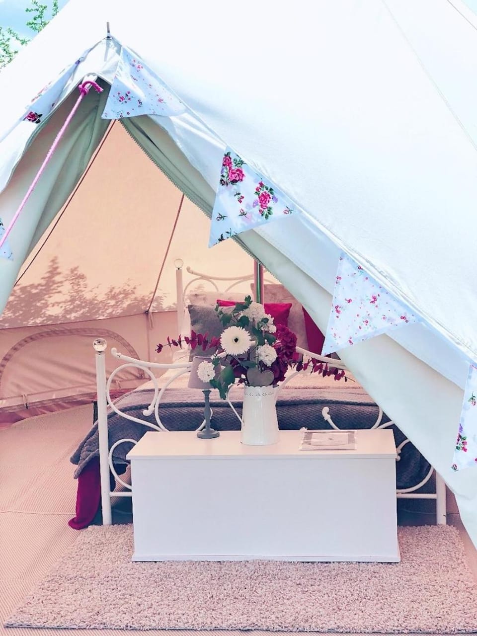 Valley Farm Bells Luxury tent in West Oxfordshire District