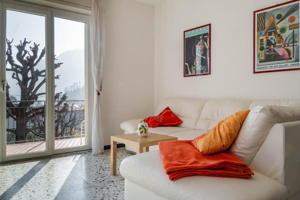 Enjoy Lenno Apartment in Lenno