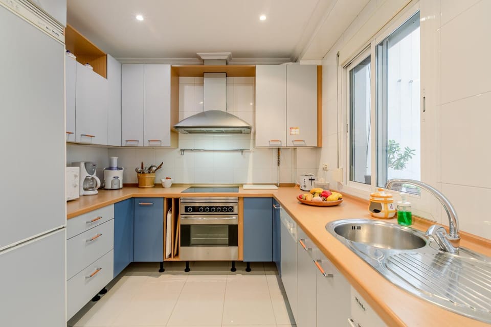 Kitchen or kitchenette, minibar, pet friendly, stove