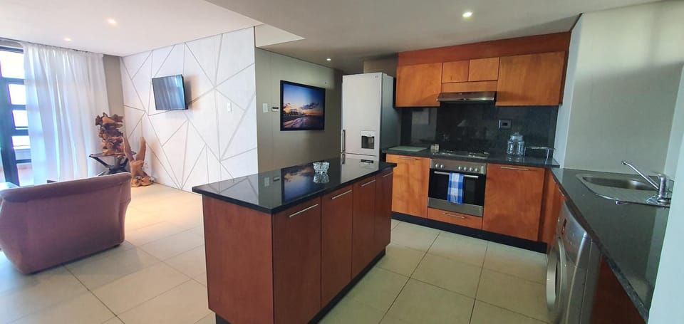 Kitchen or kitchenette, Communal kitchen