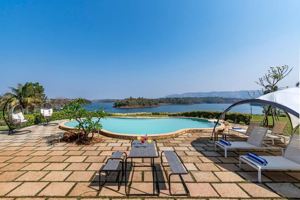 Patio, Day, Natural landscape, Lake view, Pool view, Swimming pool, Swimming pool, sunbed