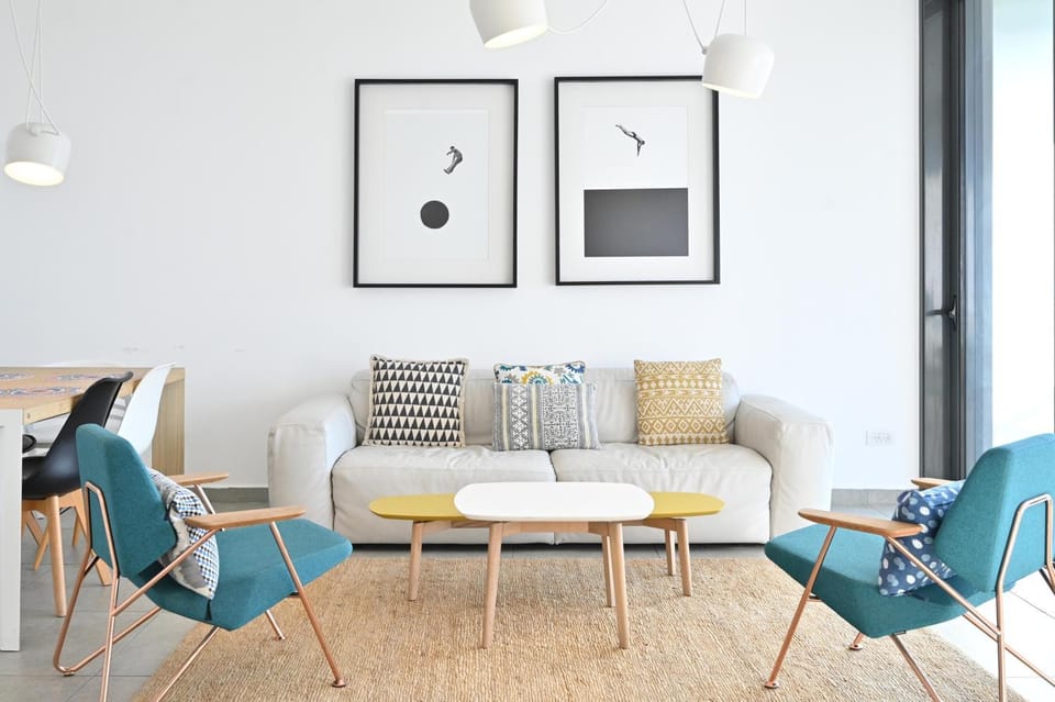 Living room, Seating area