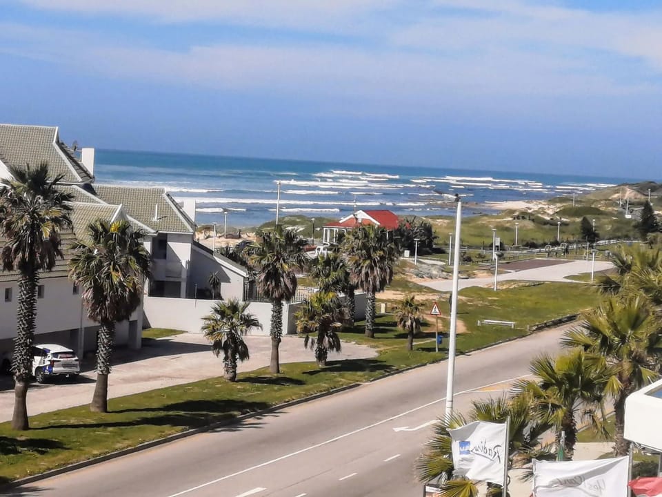 Day, Natural landscape, Bird's eye view, Balcony/Terrace, Beach, Sea view, Location