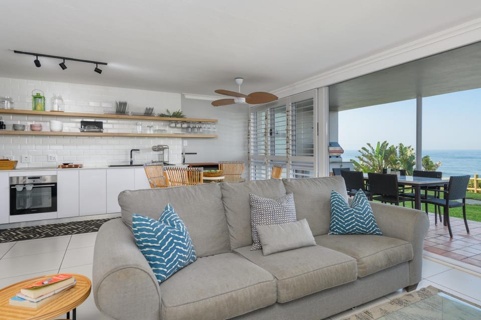 Seating area, Sea view, kitchen
