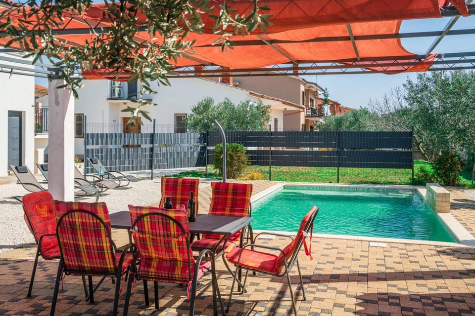 Patio, Seating area, Swimming pool