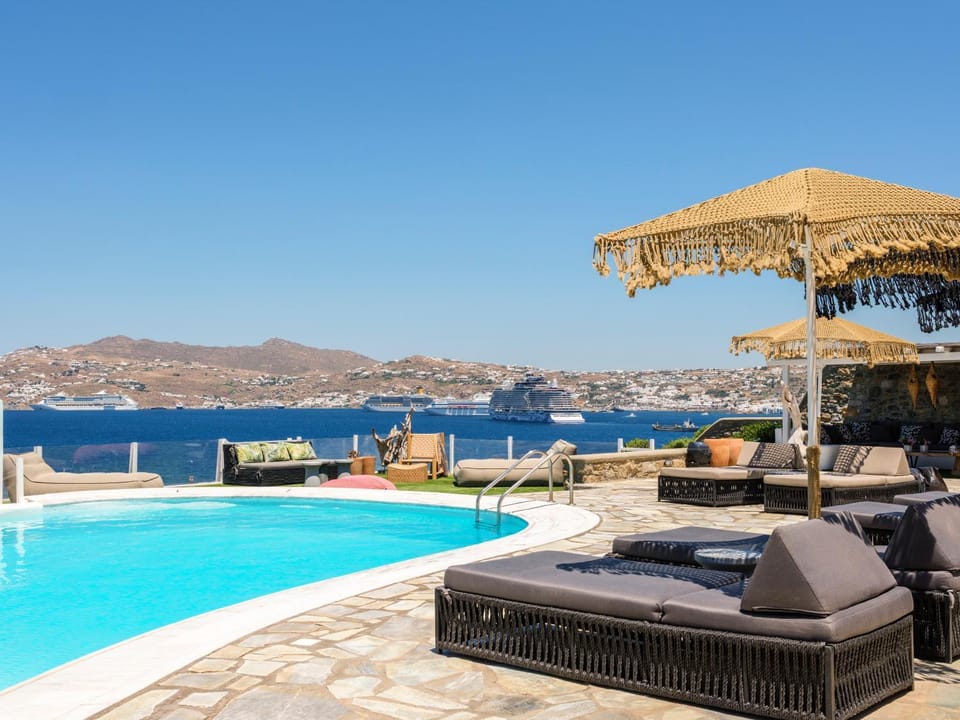 Day, Pool view, Sea view, Swimming pool, sunbed