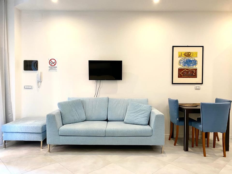 TV and multimedia, Seating area