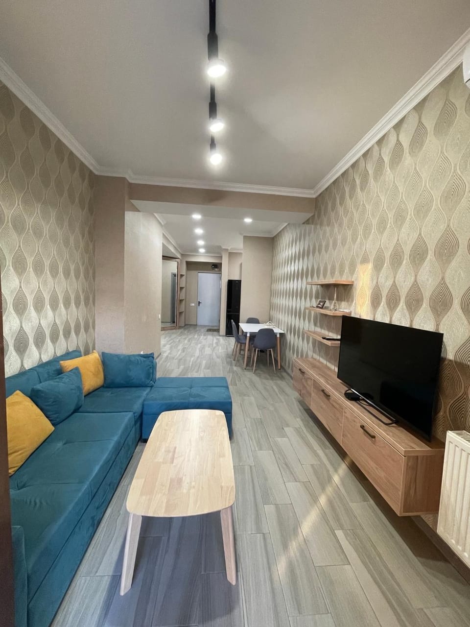 TV and multimedia, Living room