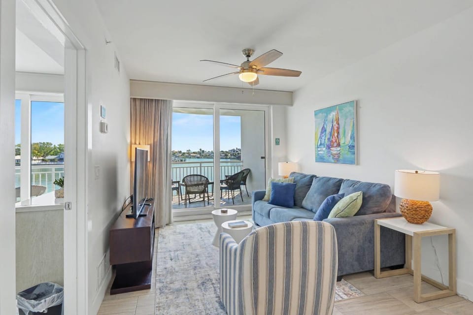 Oceana 204 East House in Treasure Island