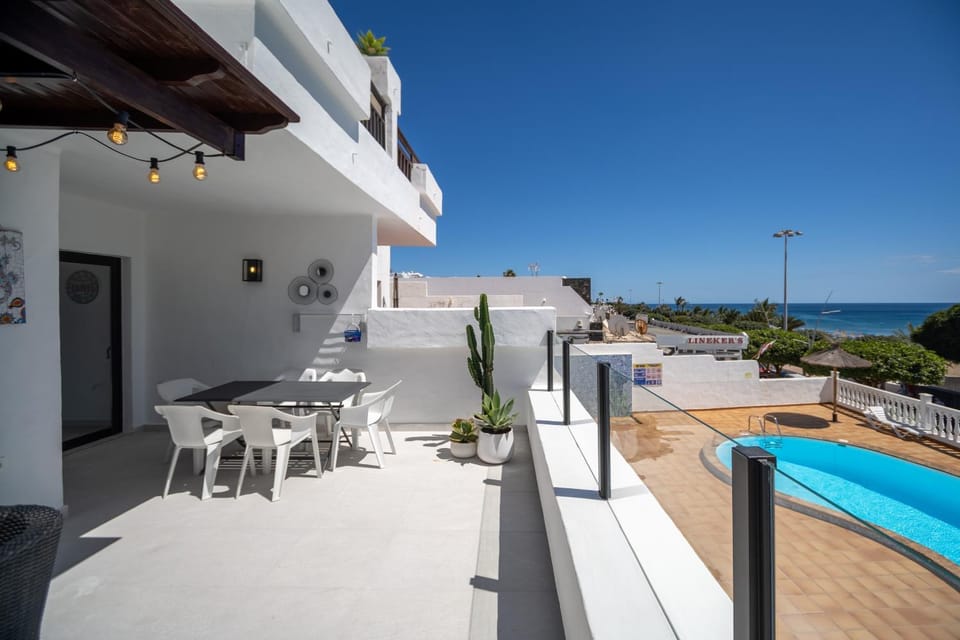 Patio, Sea view