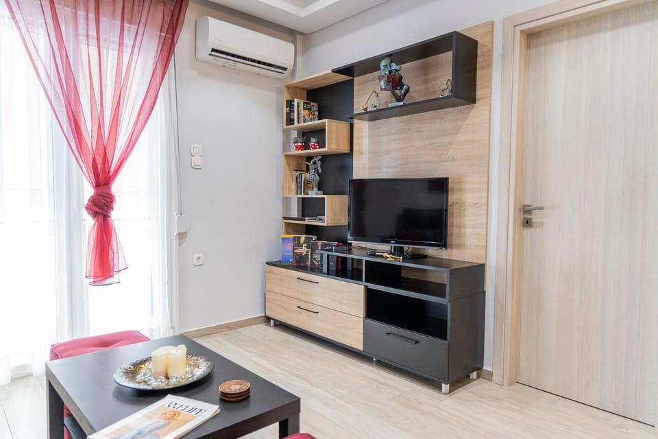 Communal lounge/ TV room, TV and multimedia, air conditioner