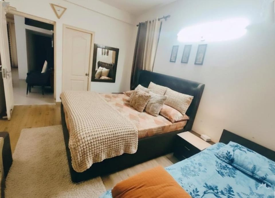 3 BHK Condo For Family On Manali Expressway Apartment in Punjab, India
