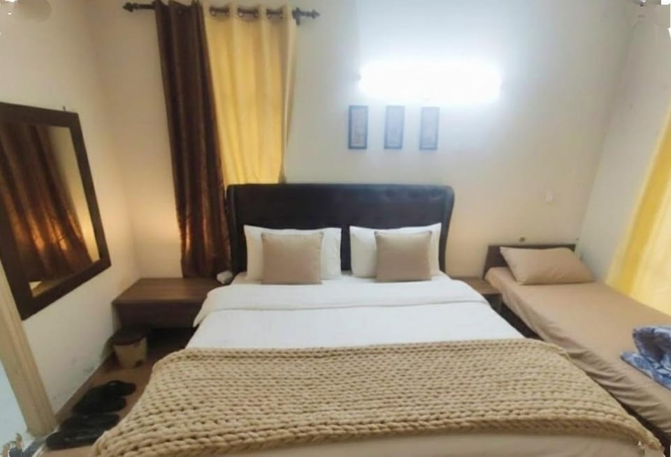 3 BHK Condo For Family On Manali Expressway Apartment in Punjab, India
