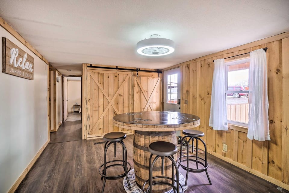 'Take 5' Retreat w/ Hot Tub: Relax, Rest, Refresh! House in Ohio