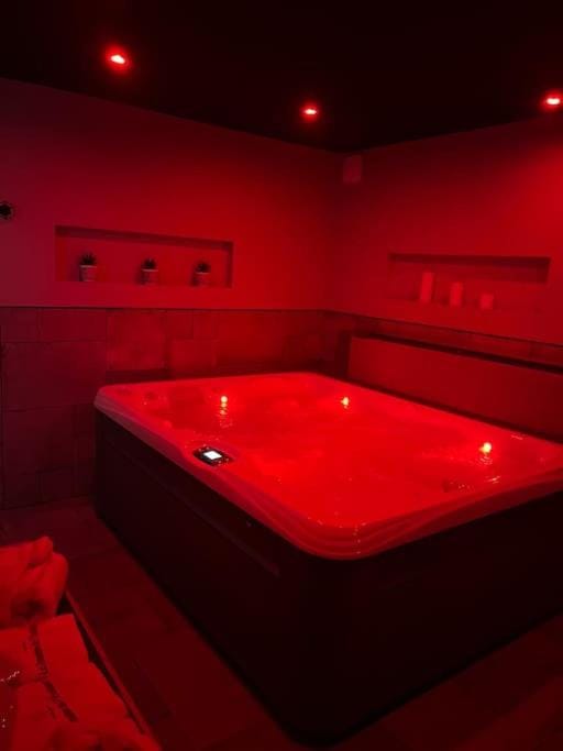 Chambre privatif spa Bed and Breakfast in Hauts-de-France