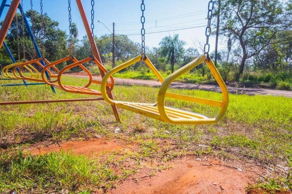 Casa com 2 suítes, cozinha completa , área de lazer, piscina infantil, 10 min do parque aquático House in State of São Paulo