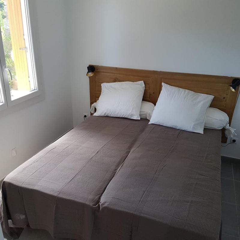 Bel appartement 2 pièces rénové proche plages rez de jardin Apartment in Cavalaire-sur-Mer