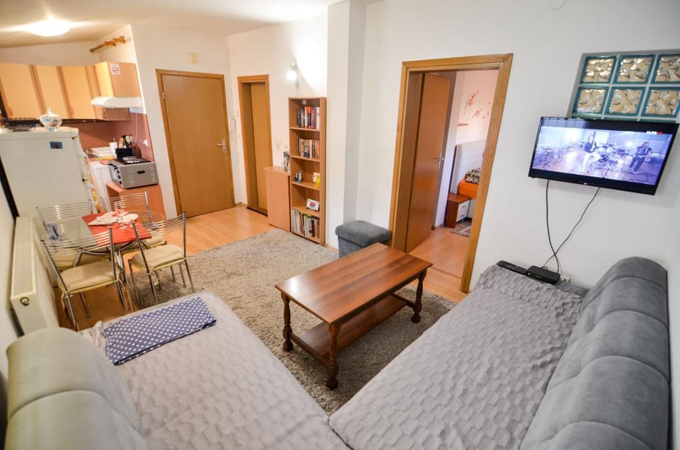 Living room, Photo of the whole room, Seating area