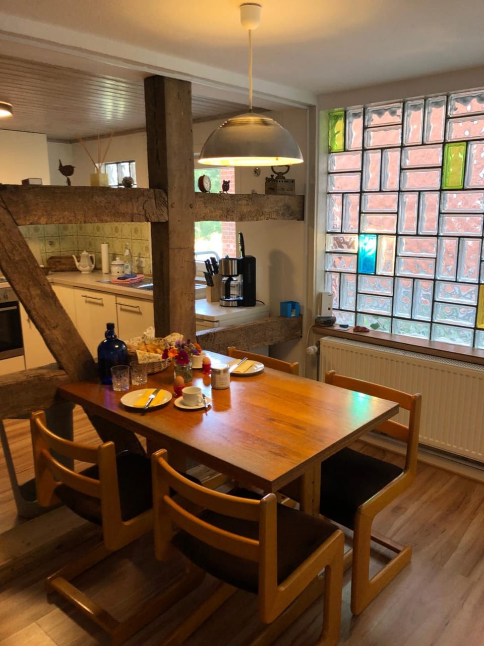 Kitchen or kitchenette, Seating area, Dining area, kitchen