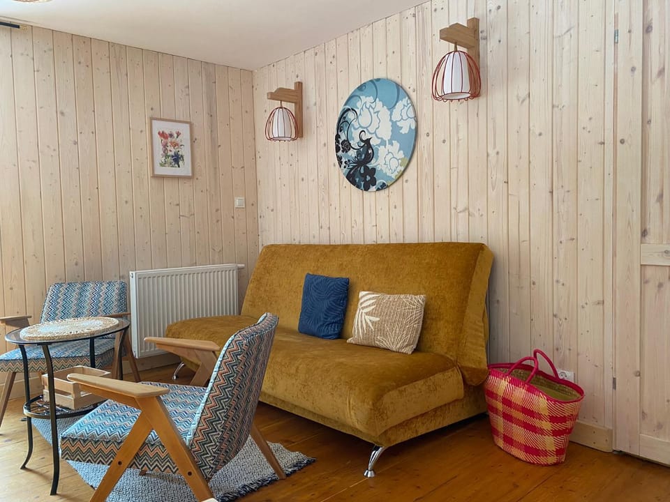 Klimaty- apartamenty nad rzeką Apartment in Lower Silesian Voivodeship