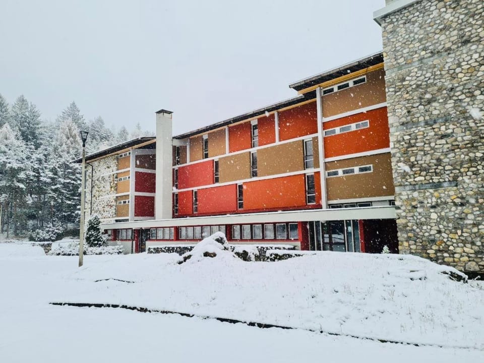 Property building, Winter