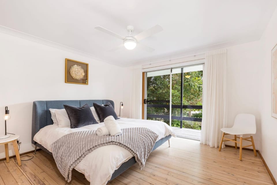 Coastal Oasis - Pet Friendly - 6 Mins Walk to Beach House in Callala Bay