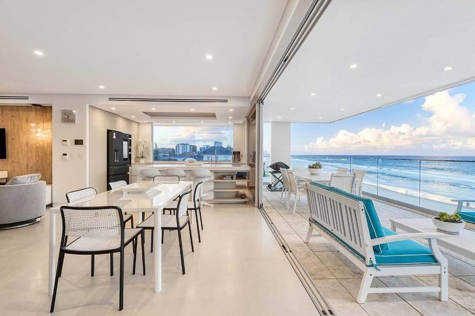 Joy on Jefferson Apartment in Palm Beach