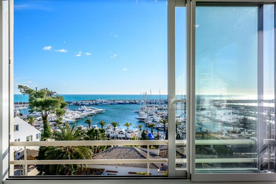Atico Puerto Sol Apartment in Marina Baixa
